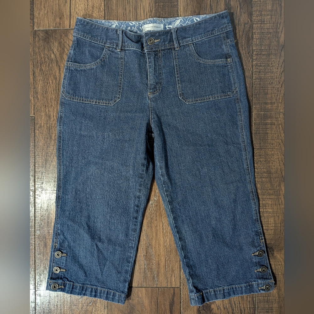 Christopher & Banks Denim Capri Cropped Shorts Button Accents Size 6 Dark Blue
